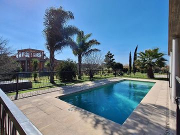 CASA EN VENTA - EM BARRIO FINCAS DE SAN VICENTE - Canning