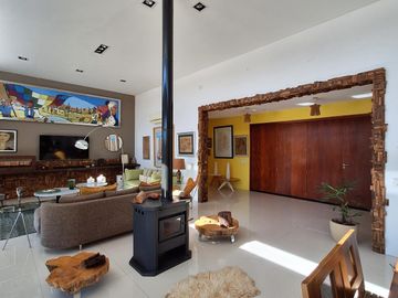 CASA EN VENTA - EM BARRIO FINCAS DE SAN VICENTE - Canning