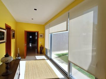 CASA EN VENTA - EM BARRIO FINCAS DE SAN VICENTE - Canning
