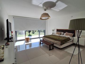 CASA EN VENTA - EM BARRIO FINCAS DE SAN VICENTE - Canning