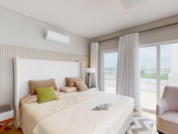 Departamento Penthouse  Frente al mar en venta en  Pinamar - Villa del Mar
