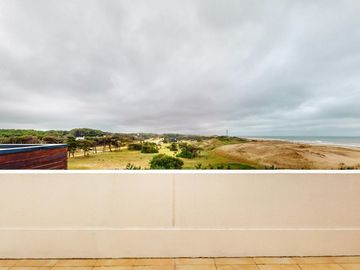 Departamento Penthouse  Frente al mar en venta en  Pinamar - Villa del Mar