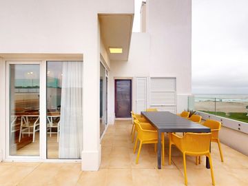 Departamento Penthouse  Frente al mar en venta en  Pinamar - Villa del Mar
