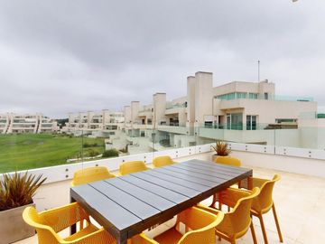 Departamento Penthouse  Frente al mar en venta en  Pinamar - Villa del Mar