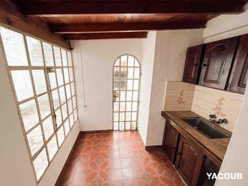 PH en venta - 4 Dormitorios 2 Baños - 162mts2 - La Plata