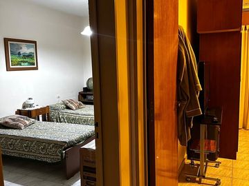 Amplia y hermosa casa 2DORM C/ COCHERA - B° San Salvador