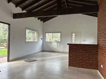 Venta Casa a estrenar - Lobos Salvador Maria- 2 habitaciones