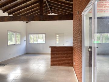 Venta Casa a estrenar - Lobos Salvador Maria- 2 habitaciones