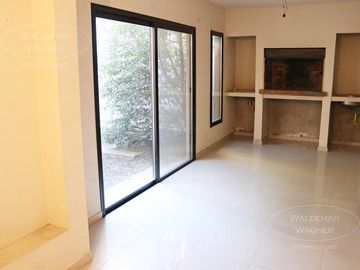 Amplia Casa | Apto Profesional | Oficina | Estudio - Pilar, Centro