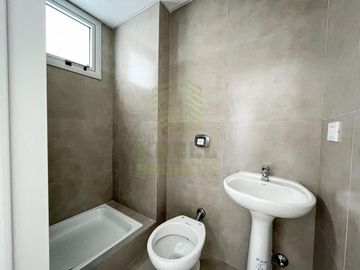4 AMBIENTES CON DEPENDENCIA Y AMENITIES - ENJOY INDEPENDENCIA