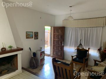VENTA OPORTUNIDAD CASA CON EXCELENTE UBICACION!!!!