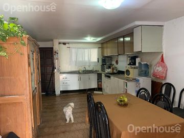 VENTA OPORTUNIDAD CASA CON EXCELENTE UBICACION!!!!