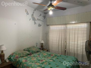 VENTA OPORTUNIDAD CASA CON EXCELENTE UBICACION!!!!