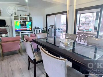 Excelente casa en venta en Barrio Villalobos Pueblos del Plata  Hudson!