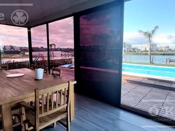 Excelente casa en venta en Barrio Villalobos Pueblos del Plata  Hudson!