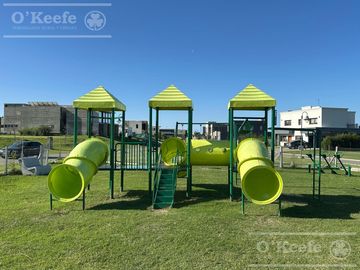 Excelente casa en venta en Barrio Villalobos Pueblos del Plata  Hudson!