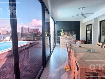 Excelente casa en venta en Barrio Villalobos Pueblos del Plata  Hudson!