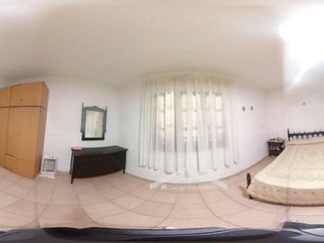 VENTA DE CASA MAS DEPARTAMENTO CON PILETA CON VISTA AL LAGO SAN ROQUE Ref: 1024