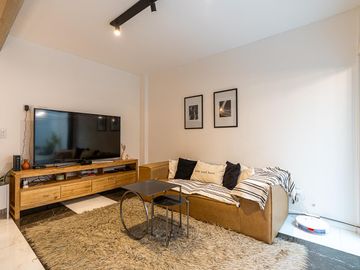DEPARTAMENTO DE TRES DORMITORIOS VENTA PATIO DE USO EXCLUSIVO MARTIN ROSARIO