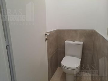 A ESTRENAR !! 3 amb. // SUITE// COCHERA // PARRILLA *  A 6 CUADRAS DE MAIPU