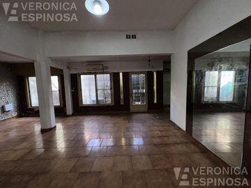 Casa en venta en Moron