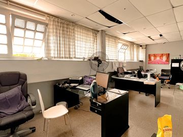 Venta, Fabrica/Galpón, 1633 m2 en 2 plantas con local a la calle, Ruta 2 y Strobel