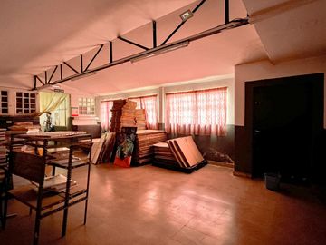 Venta, Fabrica/Galpón, 1633 m2 en 2 plantas con local a la calle, Ruta 2 y Strobel