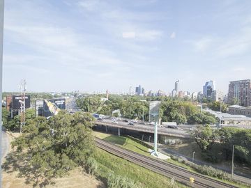Departamento 4 ambientes en Complejo Al Río con 2 cocheras y baulera