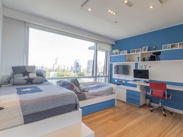 Departamento 4 ambientes en Complejo Al Río con 2 cocheras y baulera