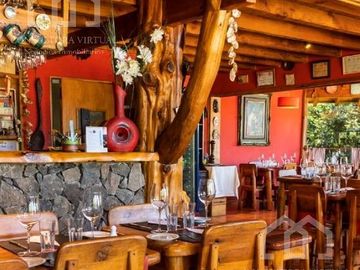Venta Local Gastronómico y 2 Viviendas