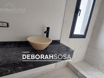 Casa en - Venta- en Puertos del Lago- Zona Norte- Escobar-4 ambientes