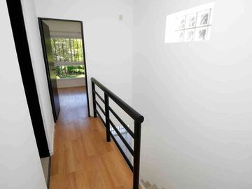 Casa en venta - 3 Dormitorios 3 Baños - Cochera - 468Mts2 - City Bell