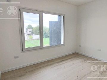 Venta Duplex 3 ambientes a estrenar en Berazategui