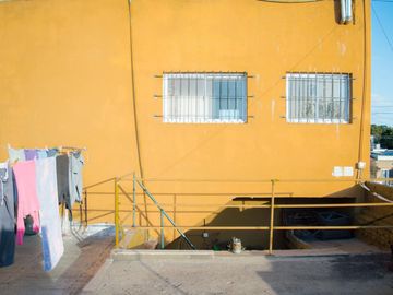 PH en venta - 5 Dormitorios 4 Baños - 299Mts2 - Rafael Calzada, Almirante Brown