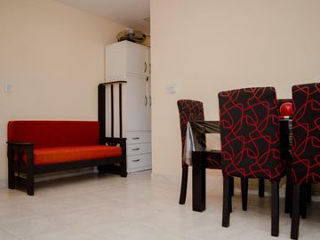 PH en venta - 5 Dormitorios 4 Baños - 299Mts2 - Rafael Calzada, Almirante Brown