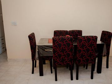 PH en venta - 5 Dormitorios 4 Baños - 299Mts2 - Rafael Calzada, Almirante Brown