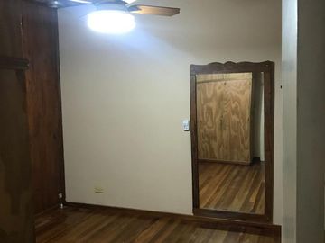 PH en venta - 5 Dormitorios 4 Baños - 299Mts2 - Rafael Calzada, Almirante Brown