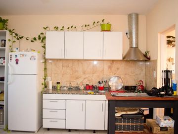 PH en venta - 5 Dormitorios 4 Baños - 299Mts2 - Rafael Calzada, Almirante Brown