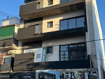Departamento de dos ambientes a la venta en Wilde
