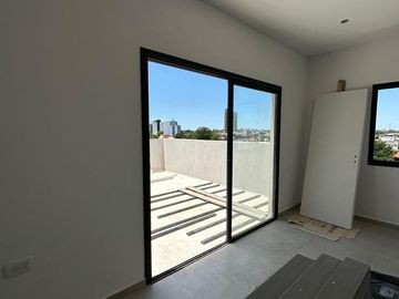 Departamento de dos ambientes a la venta en Wilde