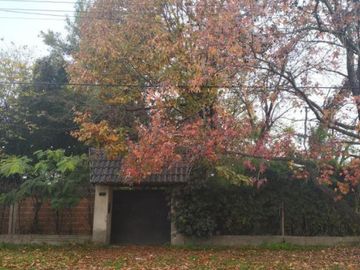 Casa en venta - 4 Dormitorios 2 Baños - Cocheras - 630Mts2 - Burzaco