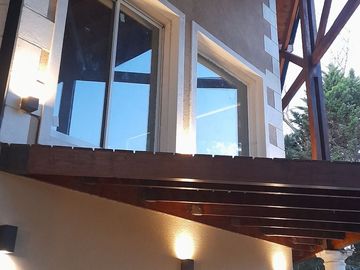 Imponente Chalet de 9 amb sobre Lote de 2.000 m2!
