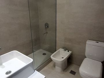 Imponente Chalet de 9 amb sobre Lote de 2.000 m2!