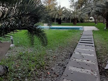 Imponente Chalet de 9 amb sobre Lote de 2.000 m2!