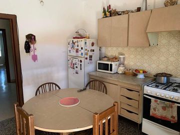 Casa en Venta - 3 dormitorios 2 baños - 430mts2 - Coronel Suarez