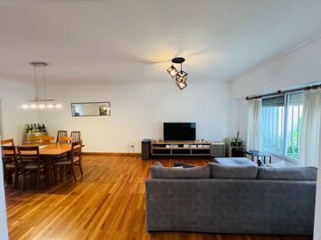 Casa de 4 ambientes   dependencia   altillo en venta, en Martínez