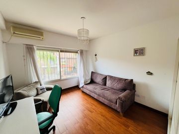 Casa de 4 ambientes   dependencia   altillo en venta, en Martínez
