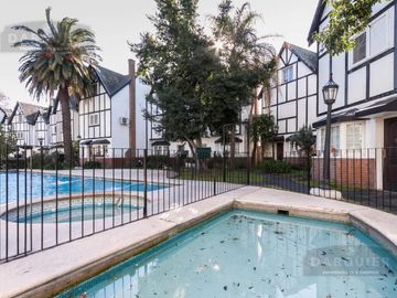 TRIPLEX EN ADROGUE VILLAGE