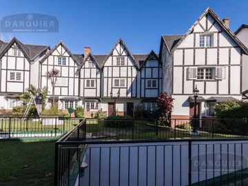 TRIPLEX EN ADROGUE VILLAGE