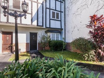 TRIPLEX EN ADROGUE VILLAGE